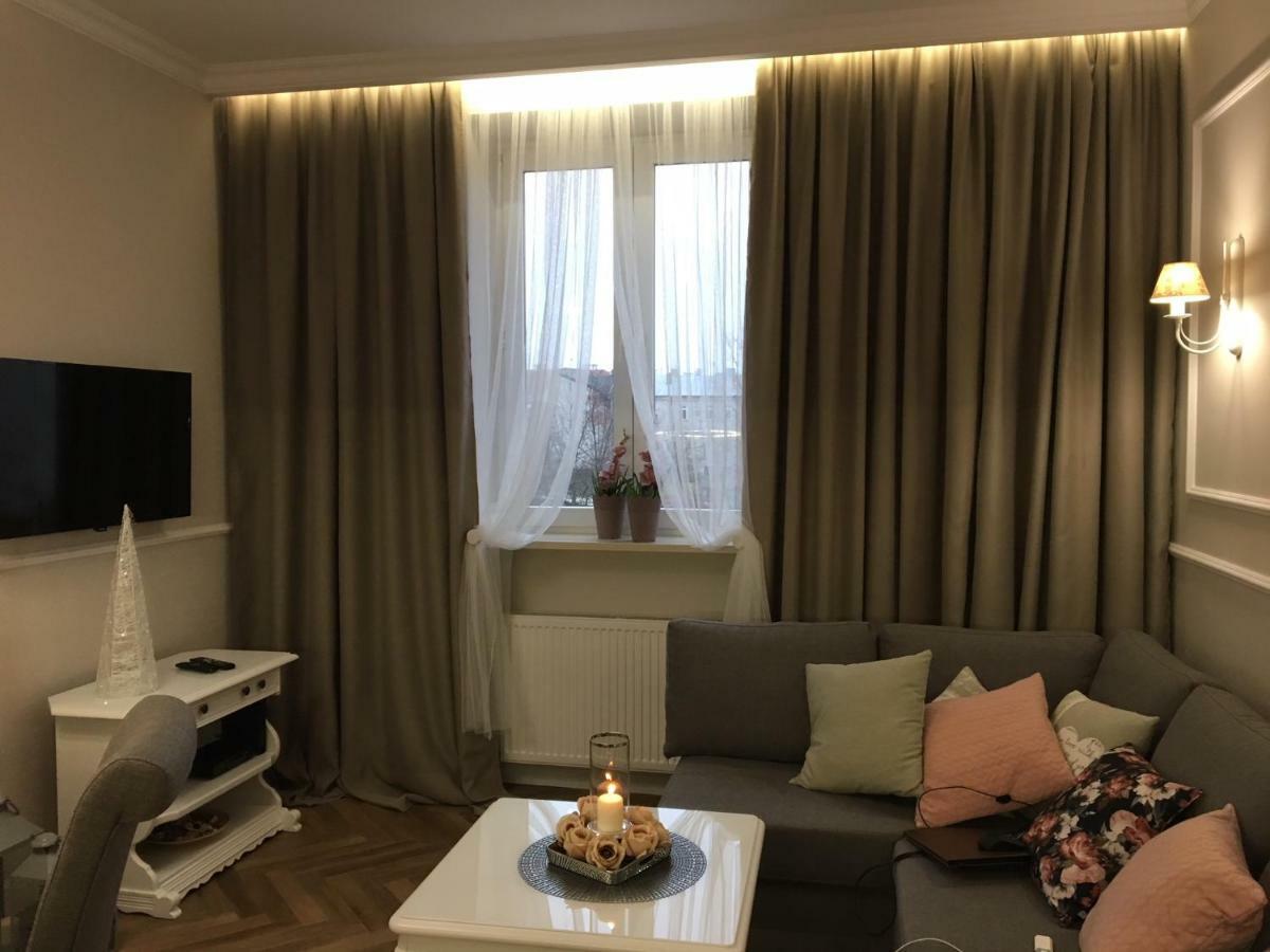Family&Business Sauna Apartments Sienkiewicza Centrum No1, z Parkingiem Kielce Exterior foto
