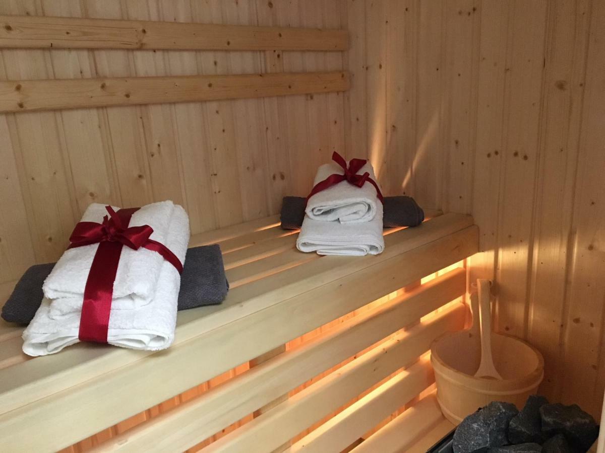 Family&Business Sauna Apartments Sienkiewicza Centrum No1, z Parkingiem Kielce Exterior foto